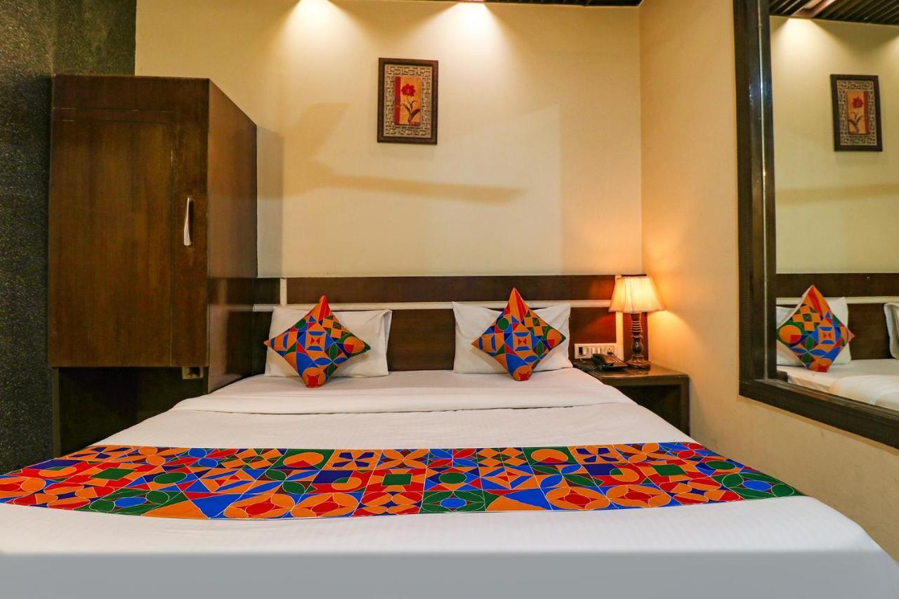 Staybook Hotel Aira New Delhi Railway Station Paharganj Buitenkant foto